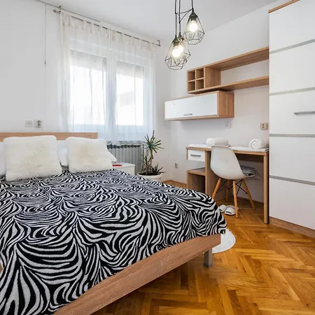 Apartamento L & V