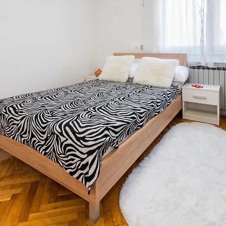 L & V Apartamento Split