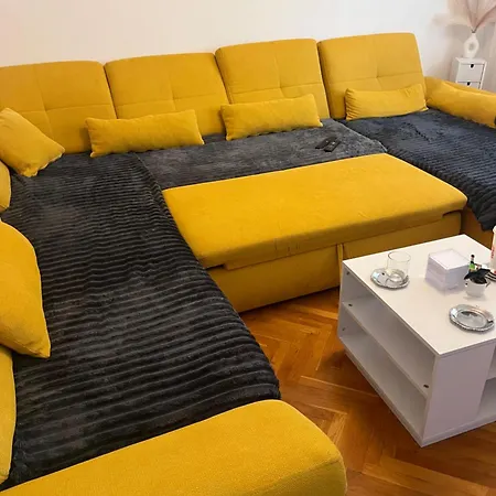 Апартаменты L & V